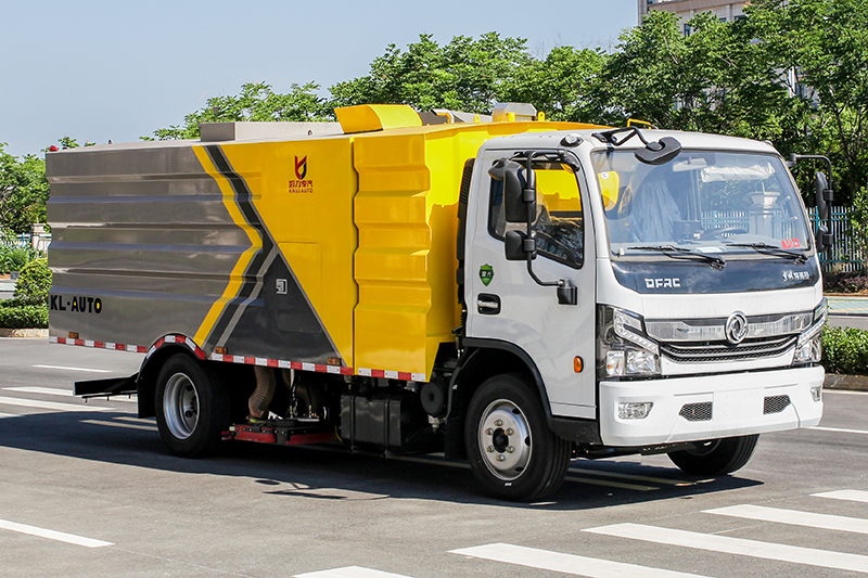 東風大多利卡吸塵車（1.5水6塵）